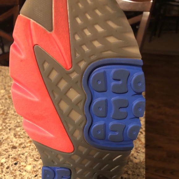 Adidas Nite Jogger tennis shoes - Picture 2 of 4
